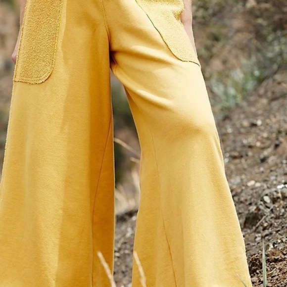 NWT Free People Movement Upbeat Wide Leg Pants XS - Picture 3 of 7